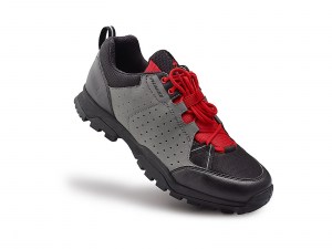 specialized-tahoe-shoes-black-red-48